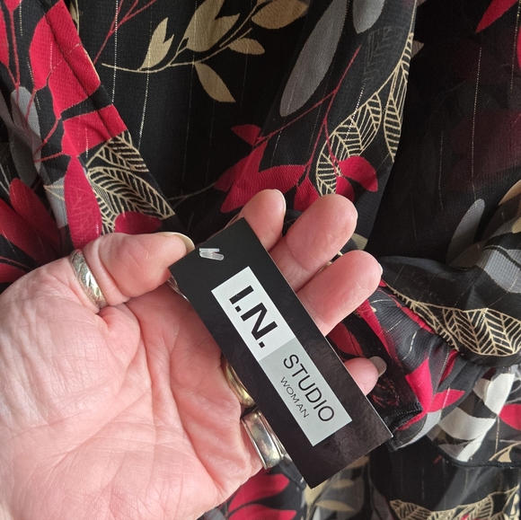 I.N. Studio Black and Red Floral Blouse NWT - Picture 3 of 7